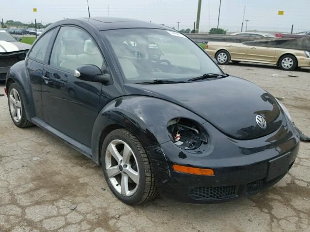 3VWFG31CX8M525671 - 2008 VOLKSWAGEN NEW BEETLE BLACK photo 1