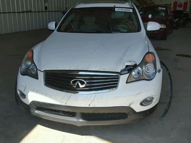 JNKAJ09F98M363103 - 2008 INFINITI EX35 BASE WHITE photo 9