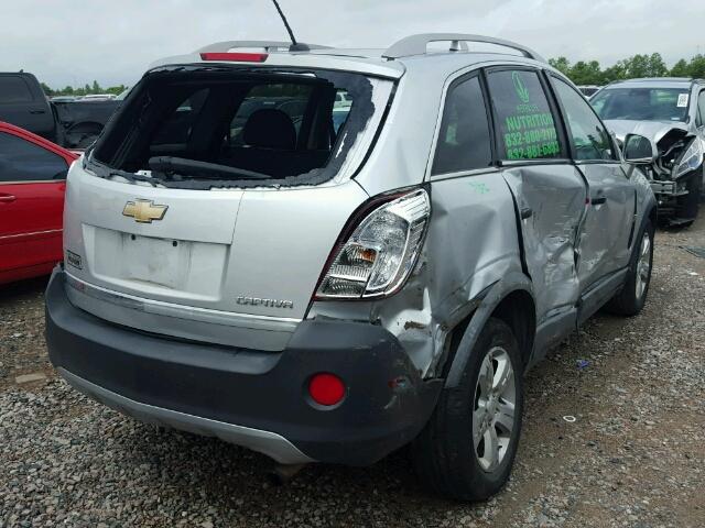 3GNAL2EK9ES666895 - 2014 CHEVROLET CAPTIVA LS SILVER photo 4