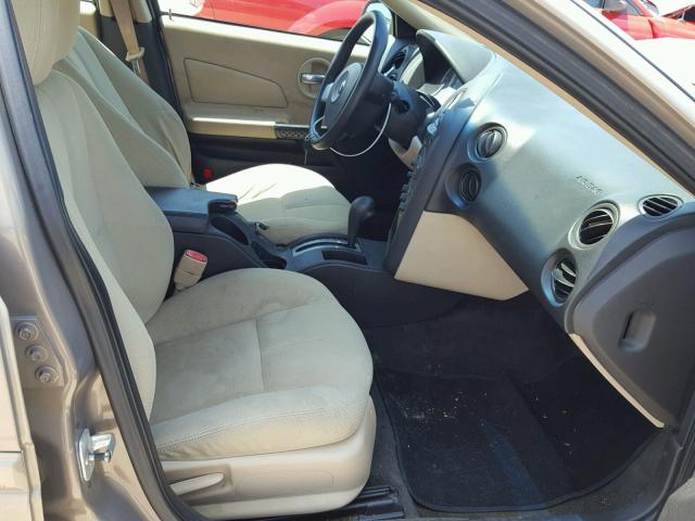2G2WP552661246887 - 2006 PONTIAC GRAND PRIX TAN photo 5