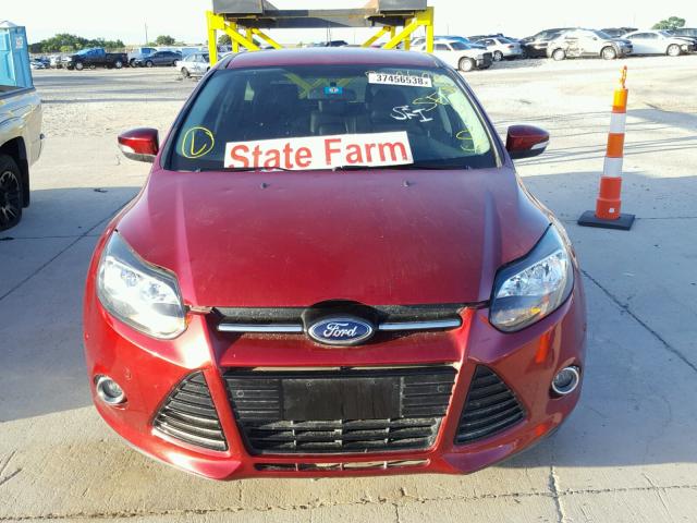 1FADP3N28EL208583 - 2014 FORD FOCUS TITA RED photo 9