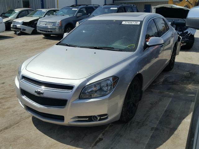 1G1ZE5E78BF397817 - 2011 CHEVROLET MALIBU LTZ 银色 照片 2