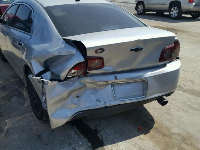 1G1ZE5E78BF397817 - 2011 CHEVROLET MALIBU LTZ 银色 照片 9