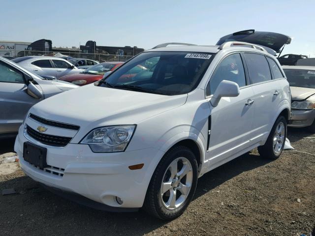 3GNAL4EK0DS554318 - 2013 CHEVROLET CAPTIVA LT WHITE photo 2