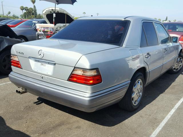 WDBEA34E9RC021790 - 1994 MERCEDES-BENZ E 420 SILVER photo 4