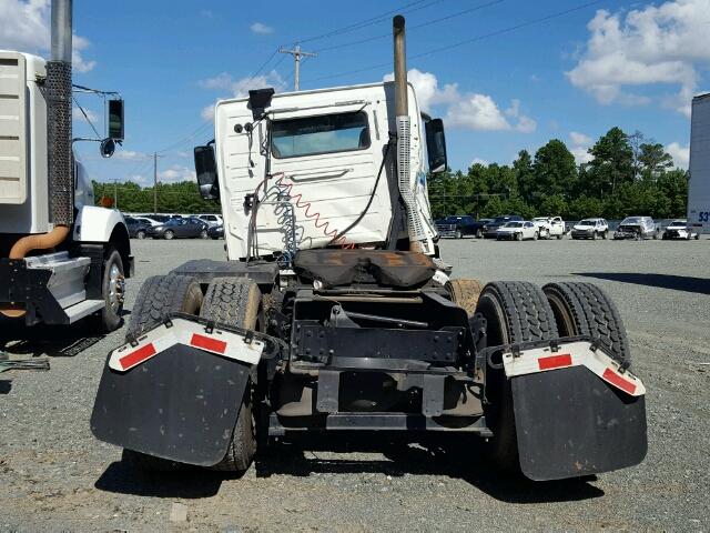 4V4NC9EG2GN953110 - 2016 VOLVO VNL WHITE photo 6