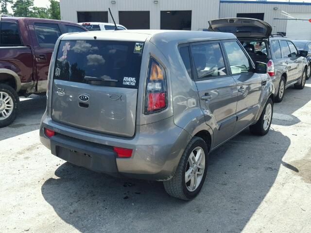 KNDJT2A22B7341109 - 2011 KIA SOUL + GRAY photo 4