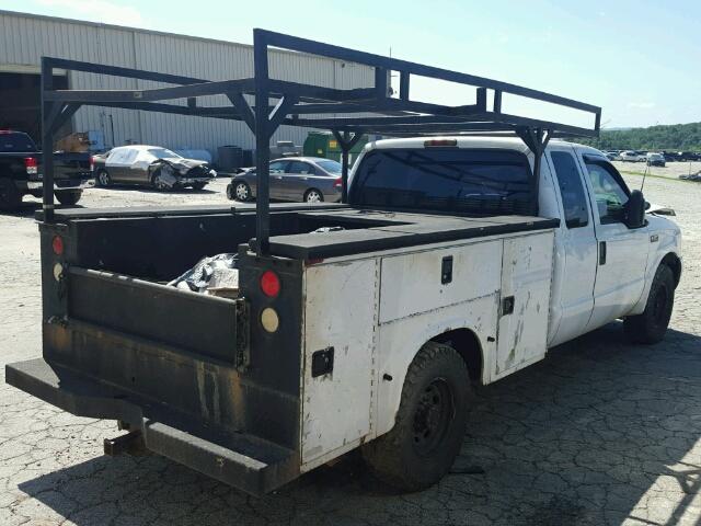 1FTNX20L92ED13027 - 2002 FORD F250 WHITE photo 4