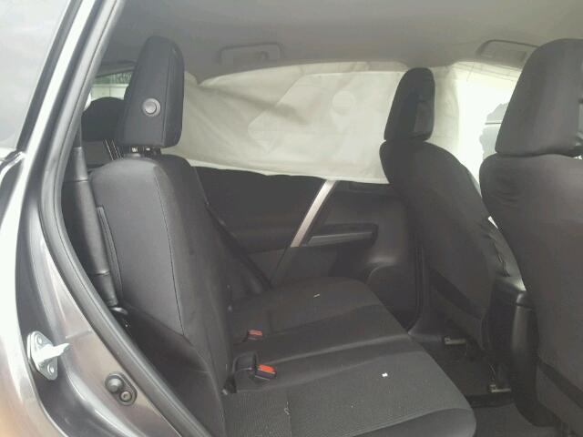 JTMBFREV6GJ069814 - 2016 TOYOTA RAV4 灰色 照片 6