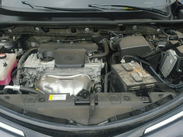 JTMBFREV6GJ069814 - 2016 TOYOTA RAV4 灰色 照片 7