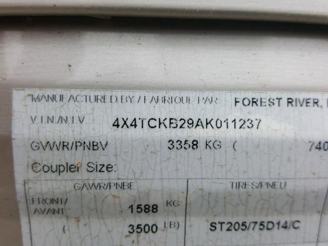 4X4TCKB29AK011237 - 2010 GREY WOLF WHITE photo 10