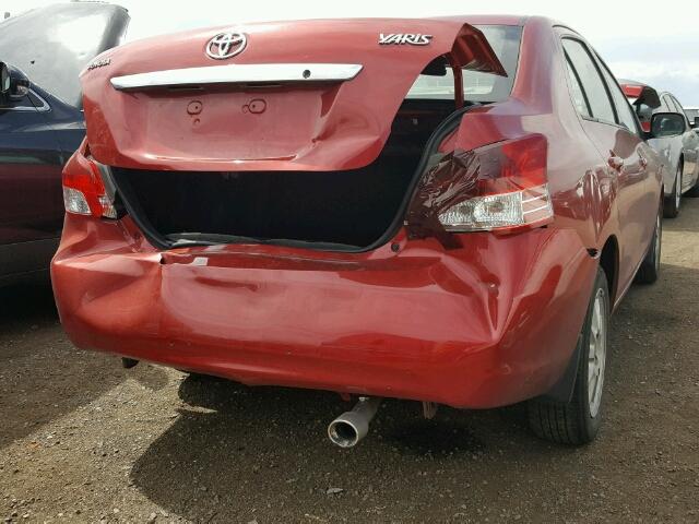 JTDBT923171088654 - 2007 TOYOTA YARIS RED photo 4