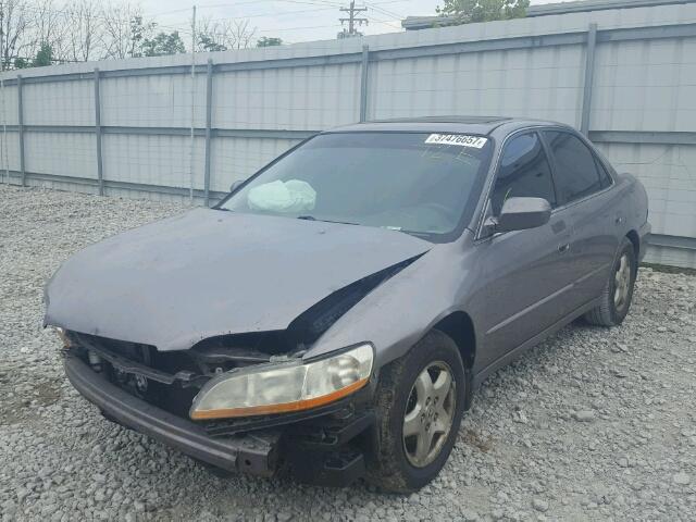 1HGCG1655YA080730 - 2000 HONDA ACCORD EX GRAY photo 2