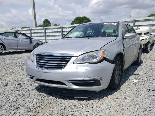 1C3BC4FB5BN580310 - 2011 CHRYSLER 200 LX SILVER photo 2