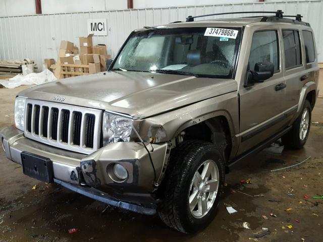 1J8HG48K26C300652 - 2006 JEEP COMMANDER SILVER photo 2