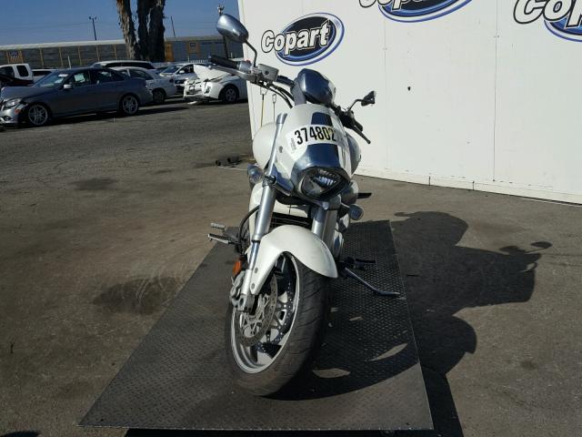 JS1VY53A772103425 - 2007 SUZUKI VZR1800 WHITE photo 10