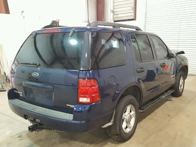 1FMZU63K55ZA01686 - 2005 FORD EXPLORER BLUE photo 4