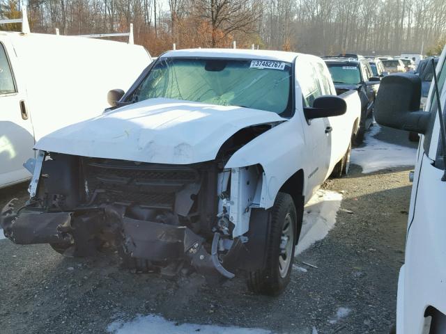 1GCRCPE0XDZ219999 - 2013 CHEVROLET SILVERADO WHITE photo 2