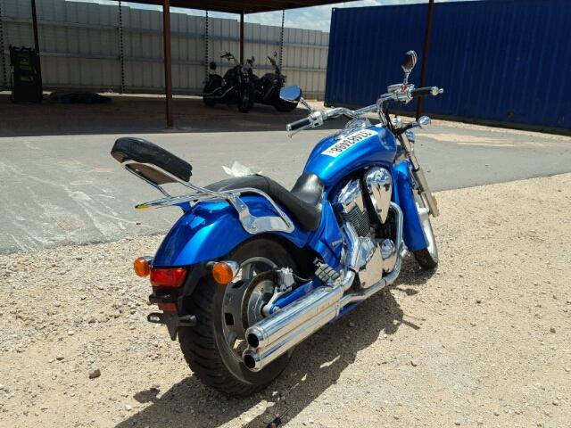 JH2SC6707BK100071 - 2011 HONDA VT1300 CS BLUE photo 4