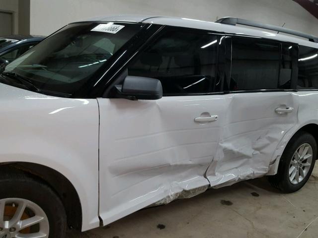 2FMGK5B87EBD45603 - 2014 FORD FLEX SE WHITE photo 9