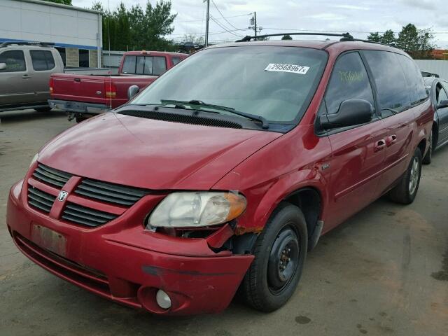 2D4GP44L75R345516 - 2005 DODGE GRAND CARA RED photo 2