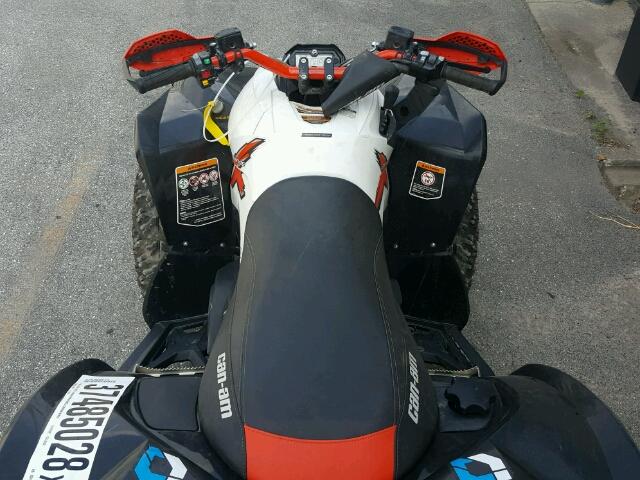 3JBMXAX25GJ000162 - 2016 CAN-AM RENEGADE X 白色 照片 5