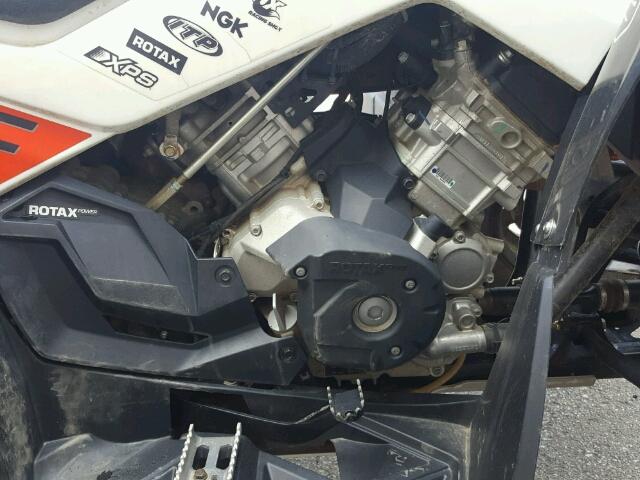 3JBMXAX25GJ000162 - 2016 CAN-AM RENEGADE X 白色 照片 7