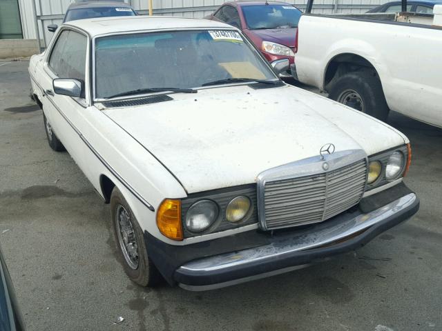 WDBAB53A5DB003582 - 1983 MERCEDES-BENZ 300 CDT WHITE photo 1