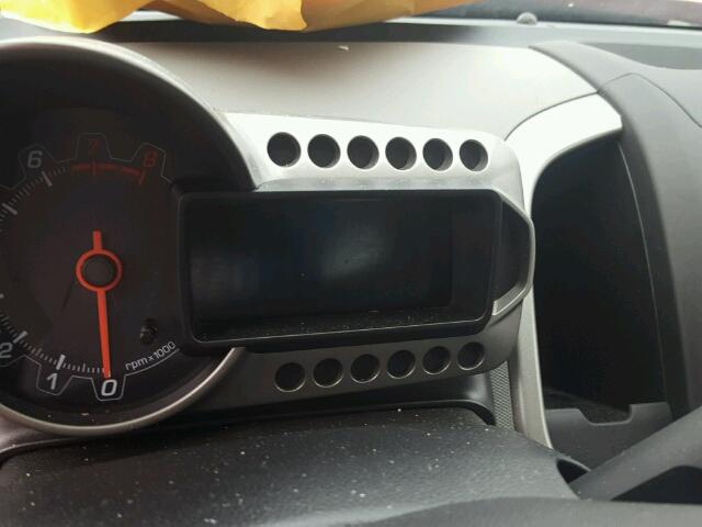 1G1JA5SH5F4139102 - 2015 CHEVROLET SONIC LS Կարմիր լուսանկար 8