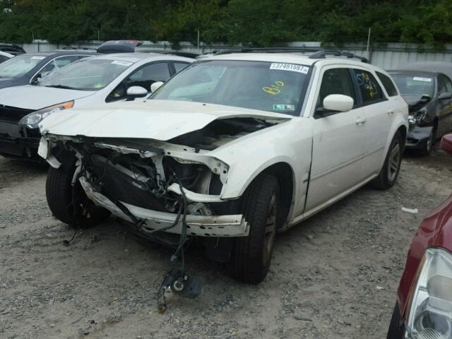 2D4GV57216H280099 - 2006 DODGE MAGNUM R/T WHITE photo 2