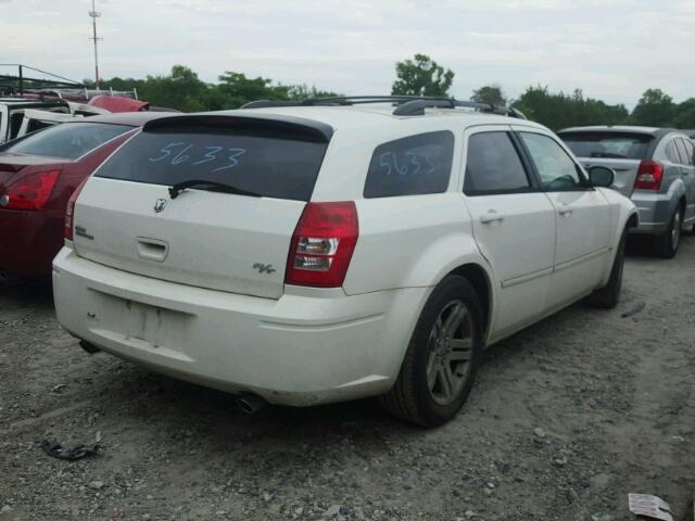 2D4GV57216H280099 - 2006 DODGE MAGNUM R/T WHITE photo 4