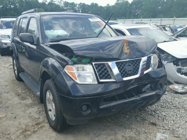 5N1AR18U25C773173 - 2005 NISSAN PATHFINDER BLACK photo 1