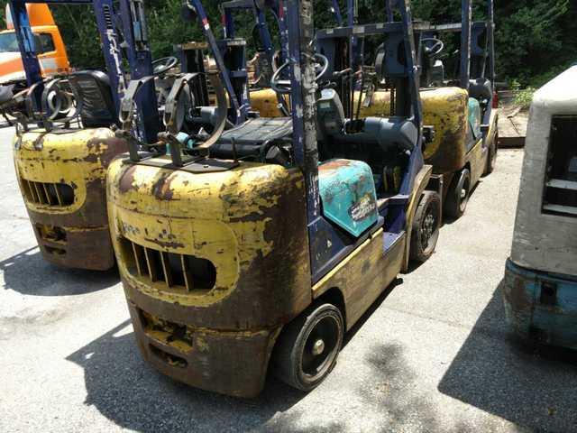 563886A - 2003 KMTS FORKLIFT UNKNOWN - NOT OK FOR INV. photo 4