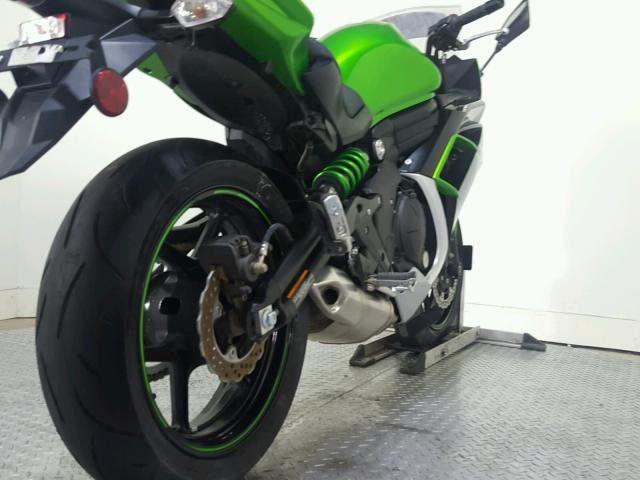 JKAEXEE11GDA22363 - 2016 KAWASAKI EX650 E GREEN photo 17