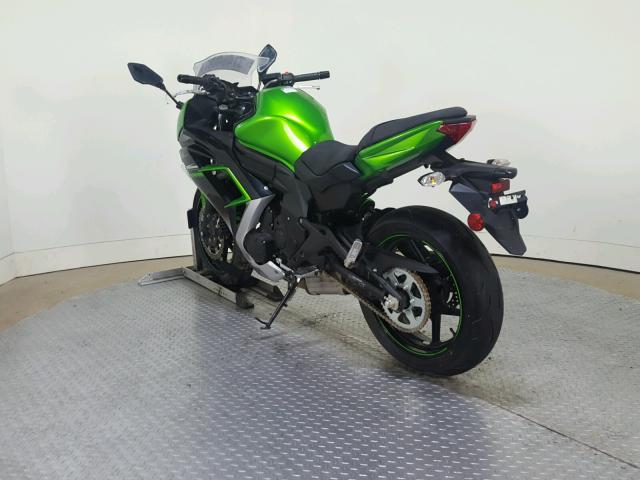 JKAEXEE11GDA22363 - 2016 KAWASAKI EX650 E GREEN photo 6