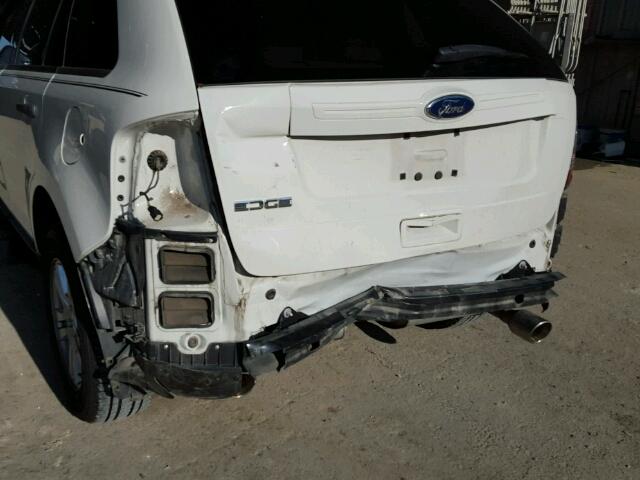 2FMDK3GC2BBA34015 - 2011 FORD EDGE SE WHITE photo 9