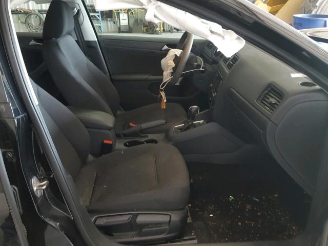 3VW2K7AJ0FM342764 - 2015 VOLKSWAGEN JETTA BASE 黑色 照片 5
