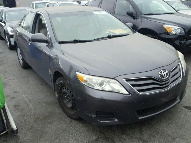 4T4BF3EK8AR058856 - 2010 TOYOTA CAMRY GRAY photo 1