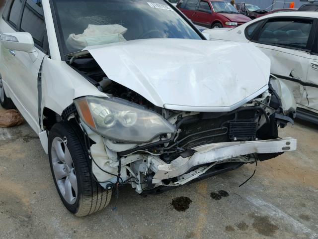 5J8TB18238A015599 - 2008 ACURA RDX WHITE photo 9