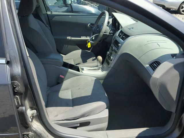 1G1ZB5EB6A4113575 - 2010 CHEVROLET MALIBU LS GRAY photo 5