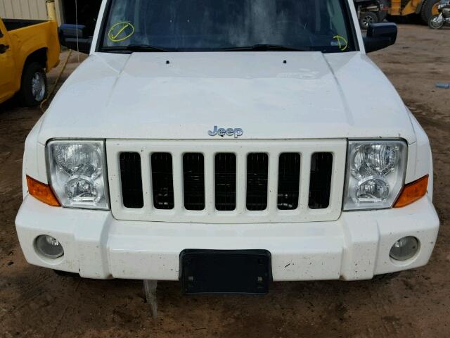 1J8HG48N16C237716 - 2006 JEEP COMMANDER WHITE photo 7