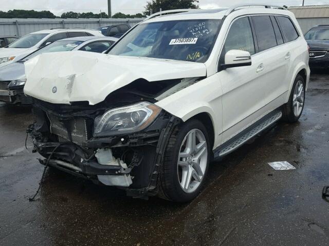 4JGDF7DE0DA153388 - 2013 MERCEDES-BENZ GL 550 4MA WHITE photo 2