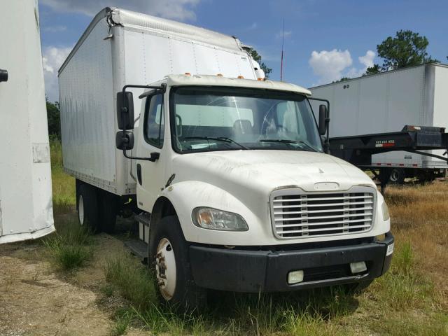 1FVACWDC37HY75706 - 2007 FREIGHTLINER M2 106 MED WHITE photo 1