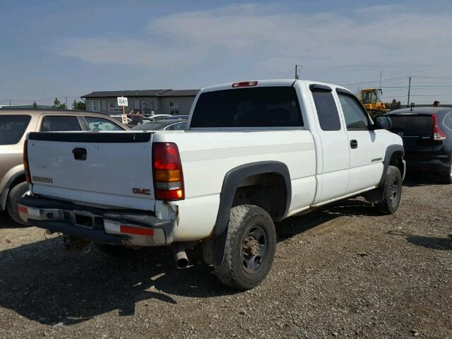 1GTHK29U63E354238 - 2003 GMC SIERRA K25 WHITE photo 4