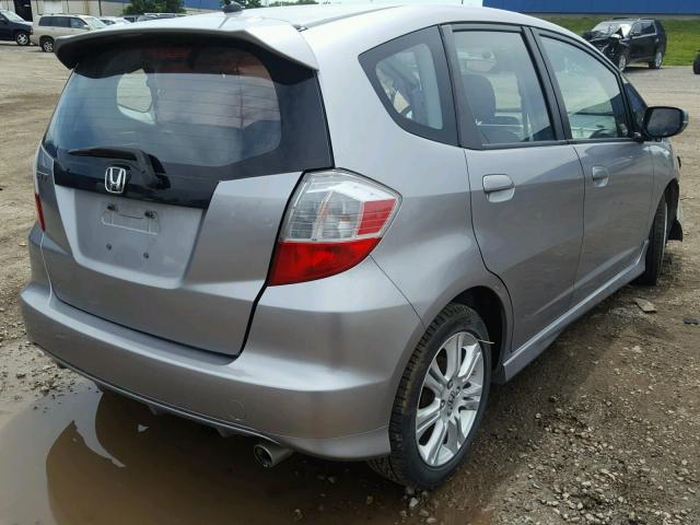 JHMGE8H41AS009543 - 2010 HONDA FIT SPORT SILVER photo 4