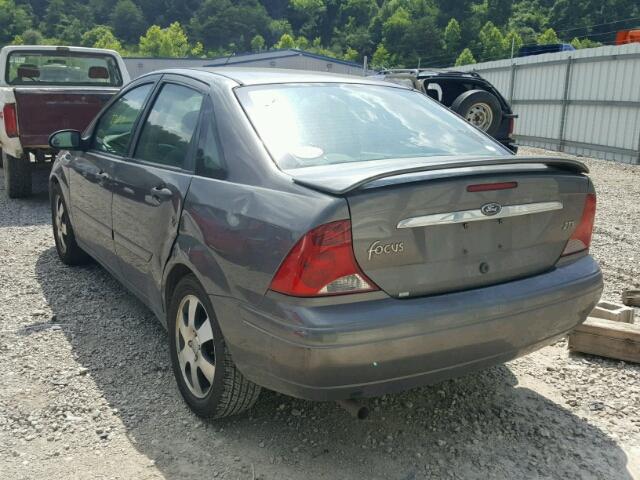 1FAFP38382W355302 - 2002 FORD FOCUS ZTS SILVER photo 3