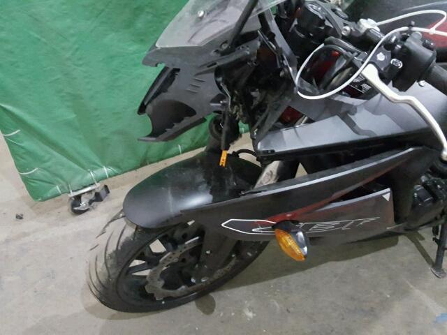 MLHRC7401G5200669 - 2016 HONDA CBR650 F BLACK photo 9