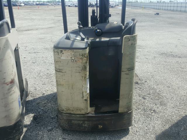 37509888 - 2004 CROW FORKLIFT BEIGE photo 6