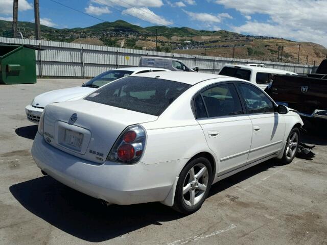 1N4BL11D46C205616 - 2006 NISSAN ALTIMA SE WHITE photo 4