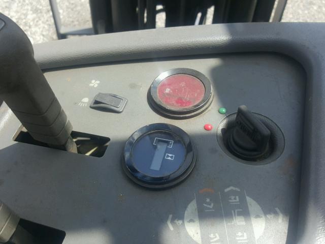 37510158 - 2002 CROW FORKLIFT Бежевый фото 8